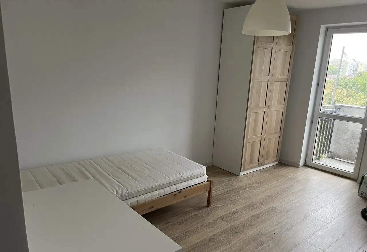 Pokój dwuosobowy przy ul. Krowoderskich Zuchów 9 w Krakowie - zdjęcie 3