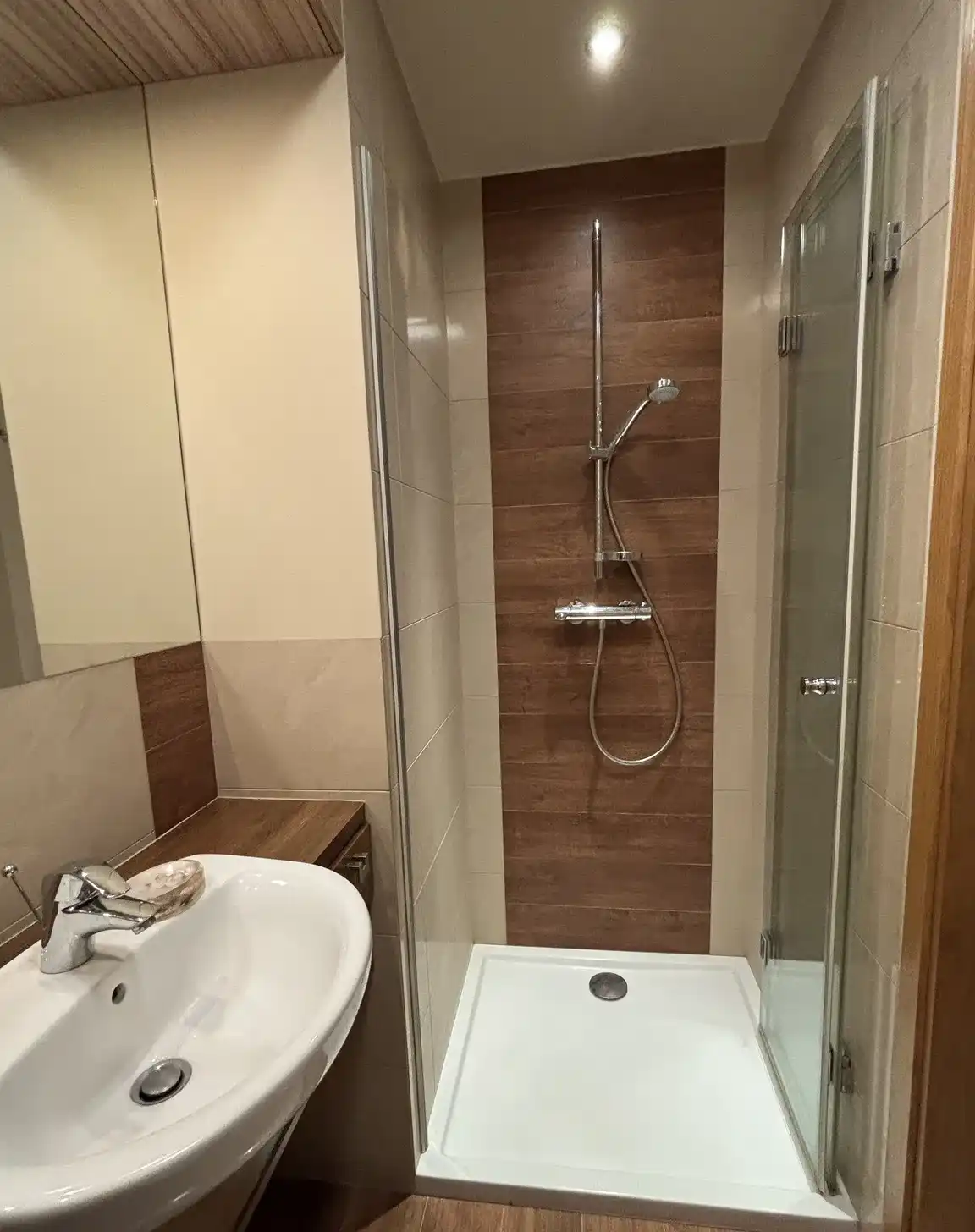 Przestronne 4-pokojowe mieszkanie 94 m² | 2 łazienki | Garaż | Widok - zdjęcie 10