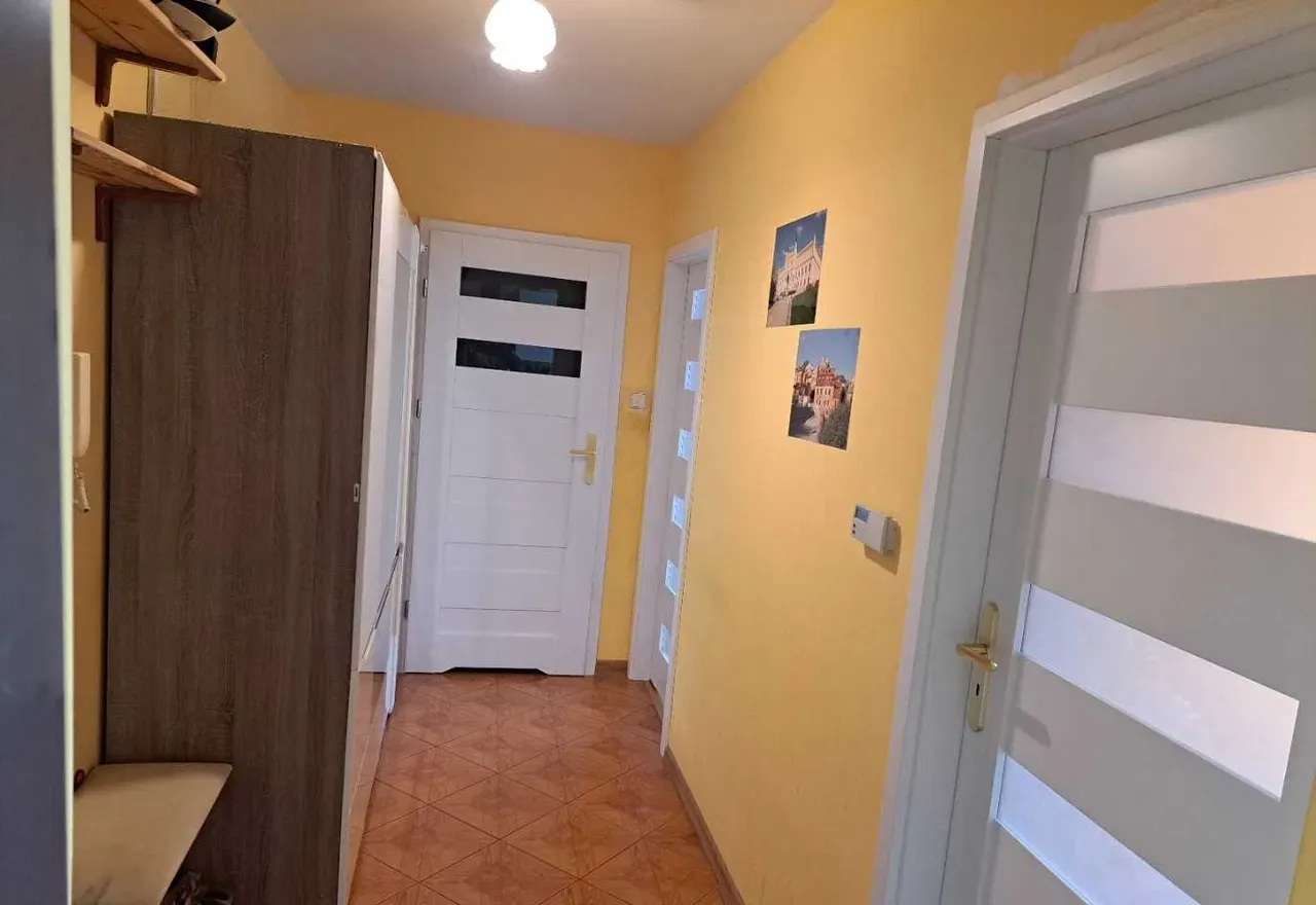 Wynajmę mieszkanie bezczynszowe 2 pokoje i kuchnia 48 m² ogródek, duży balkon i garaż - zdjęcie 3