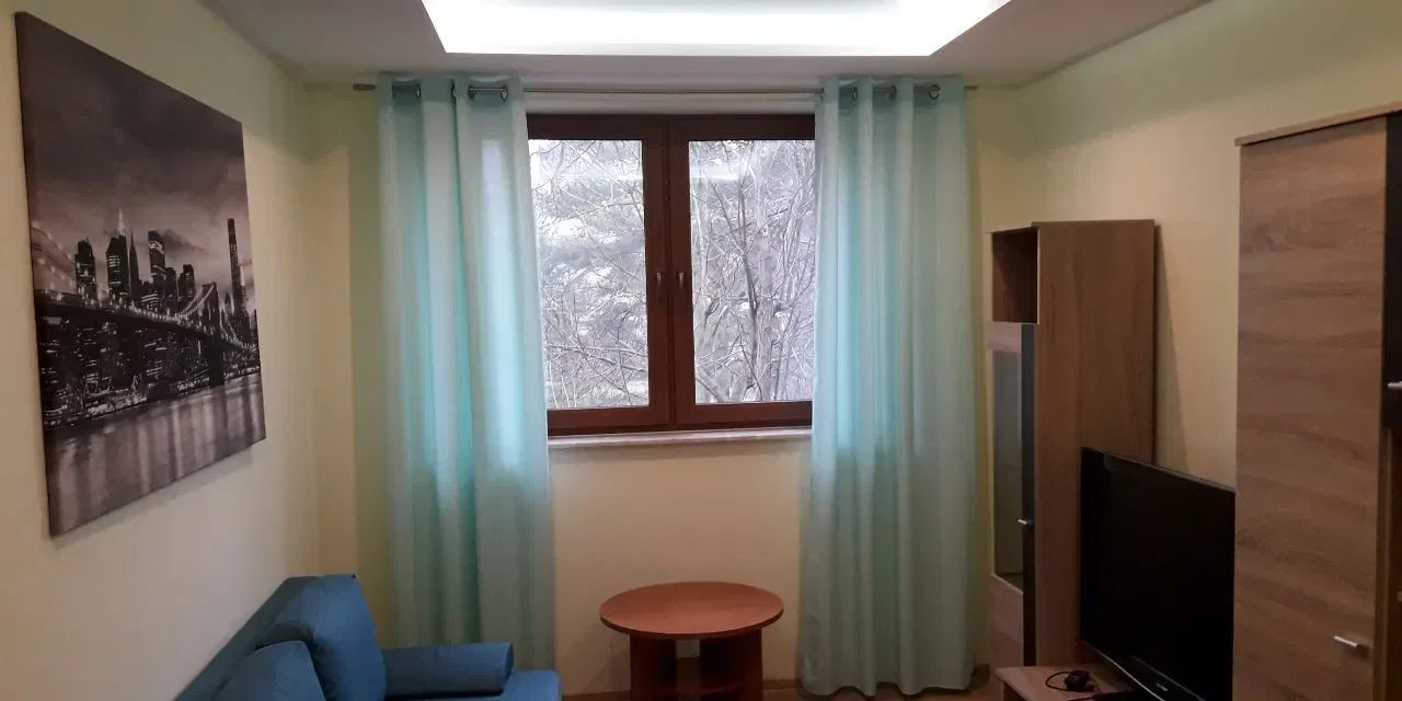 Nowy dom 10 pokoi do wynajęcia w centrum Józefowa ul. Piotra Skargi - zdjęcie 8