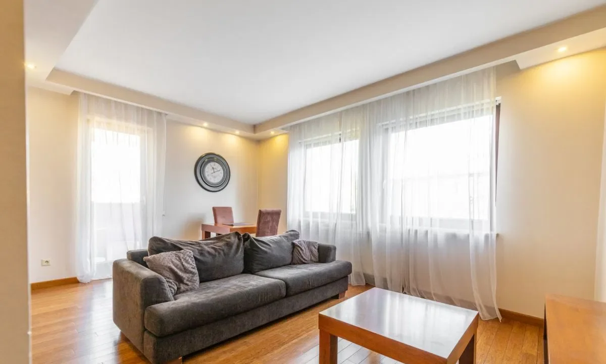 Najem krótko i długoterminowy w Apartamentowcu - zdjęcie 2