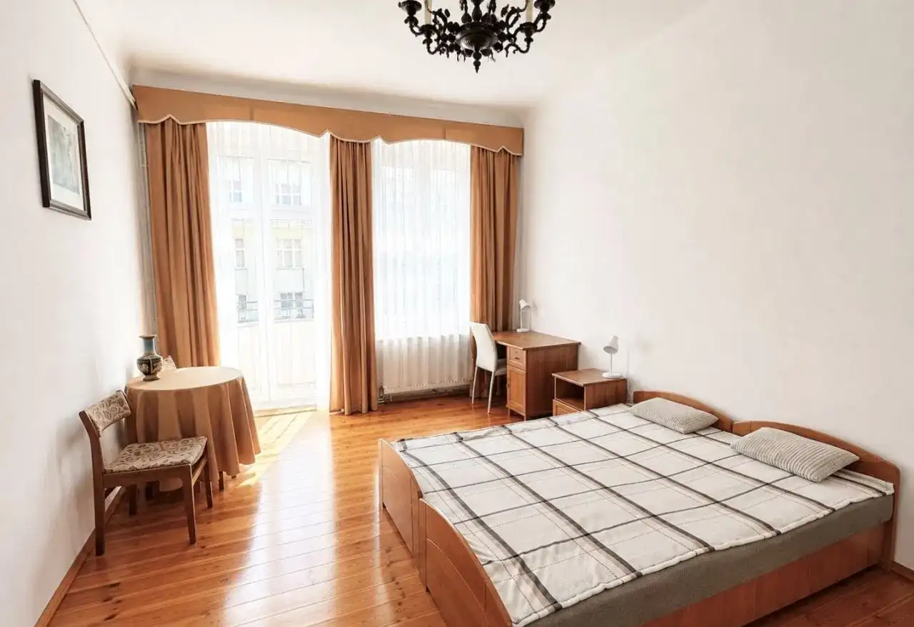 Duży pokój z balkonem we Wrocławiu - zdjęcie 2