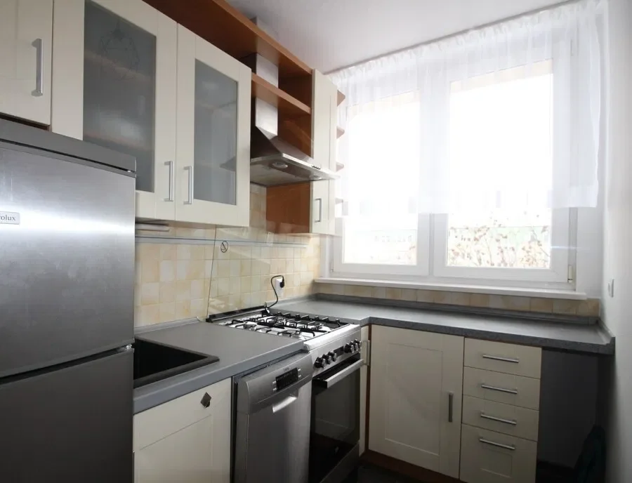 do wynajęcia - 3 pokoje z balkonem - zdjęcie 6
