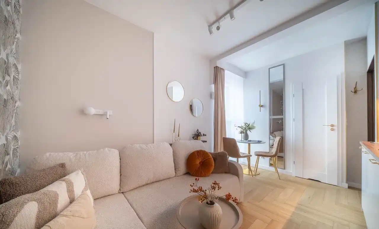 Glamour studio Łopuszańska 36a/bezpośrednio