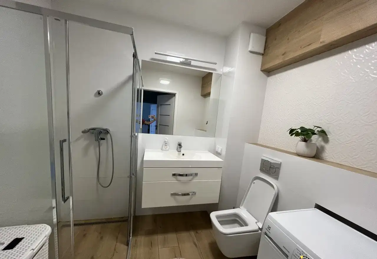 Nowoczesne 50m² w Cichym Centrum Bojar – Komfort i Styl (Budynek 2020) - zdjęcie 9
