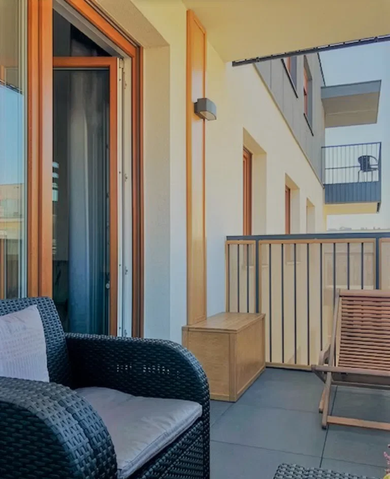Klimatyczna kawalerka 36 m² z balkonem we Wrocławiu - zdjęcie 9