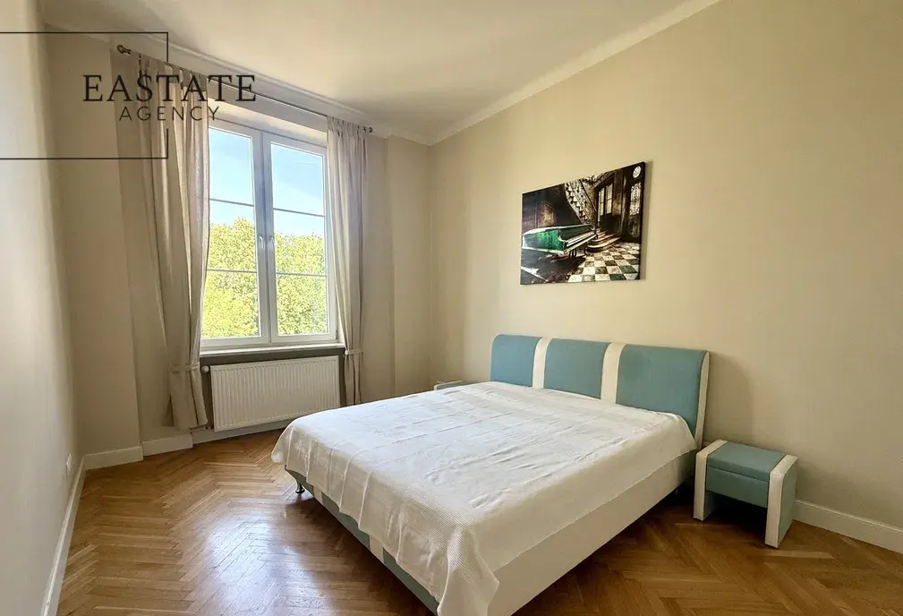 Śródmieście/ul. Długa/59m2/Parking - zdjęcie 9