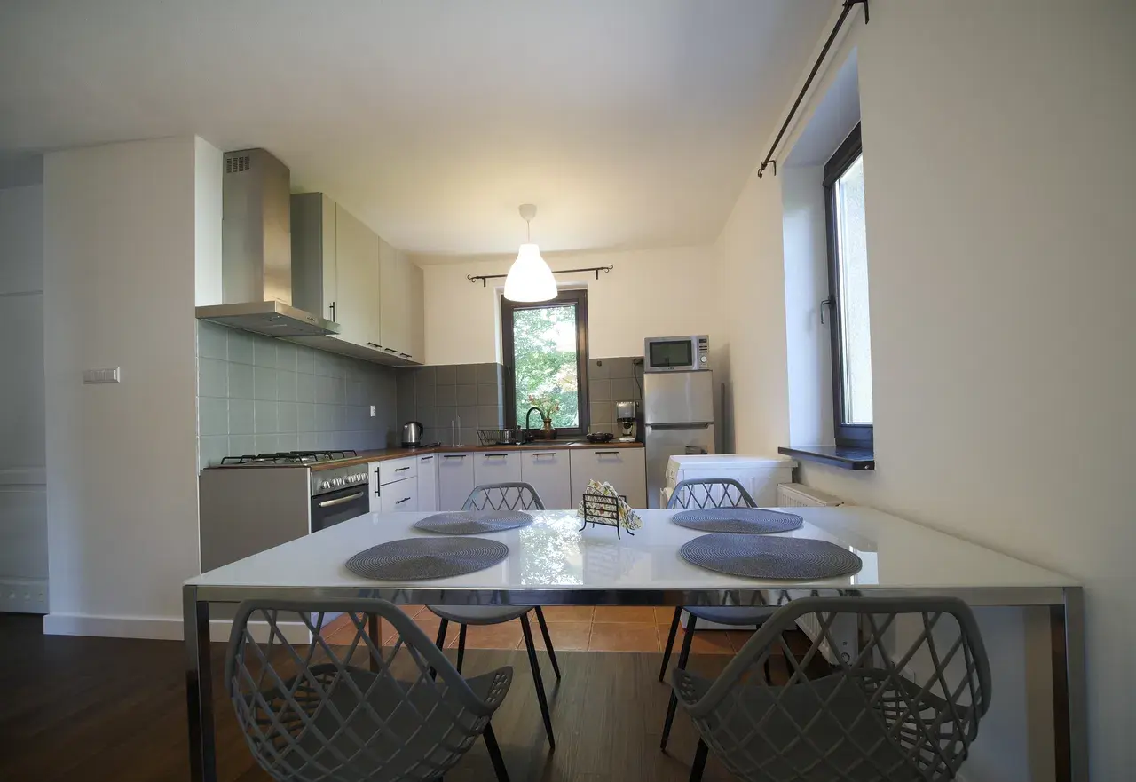 Apartament dwupoziomowy 108m2 w zielonej okolicy niedaleko ISK Kraków - zdjęcie 2