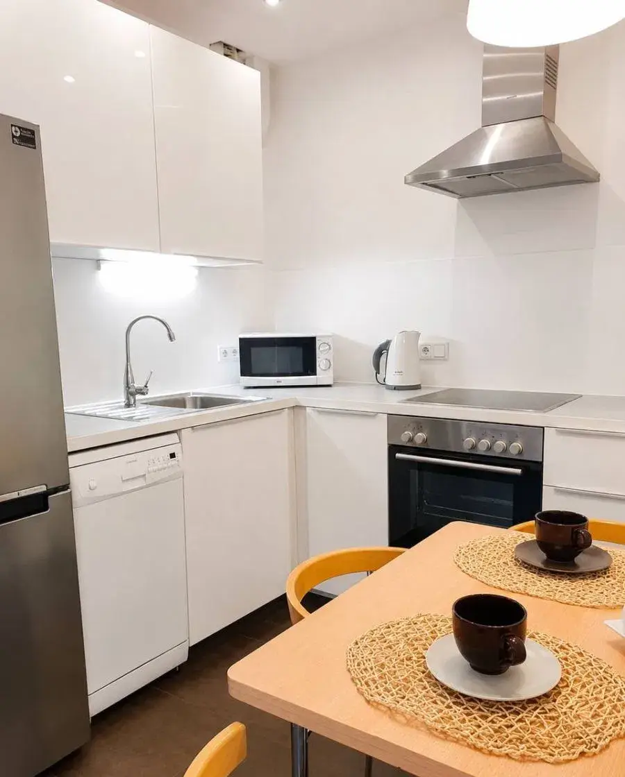 2 osobne pokoje | Balkon| Centrum | Osobna kuchnia - zdjęcie 6