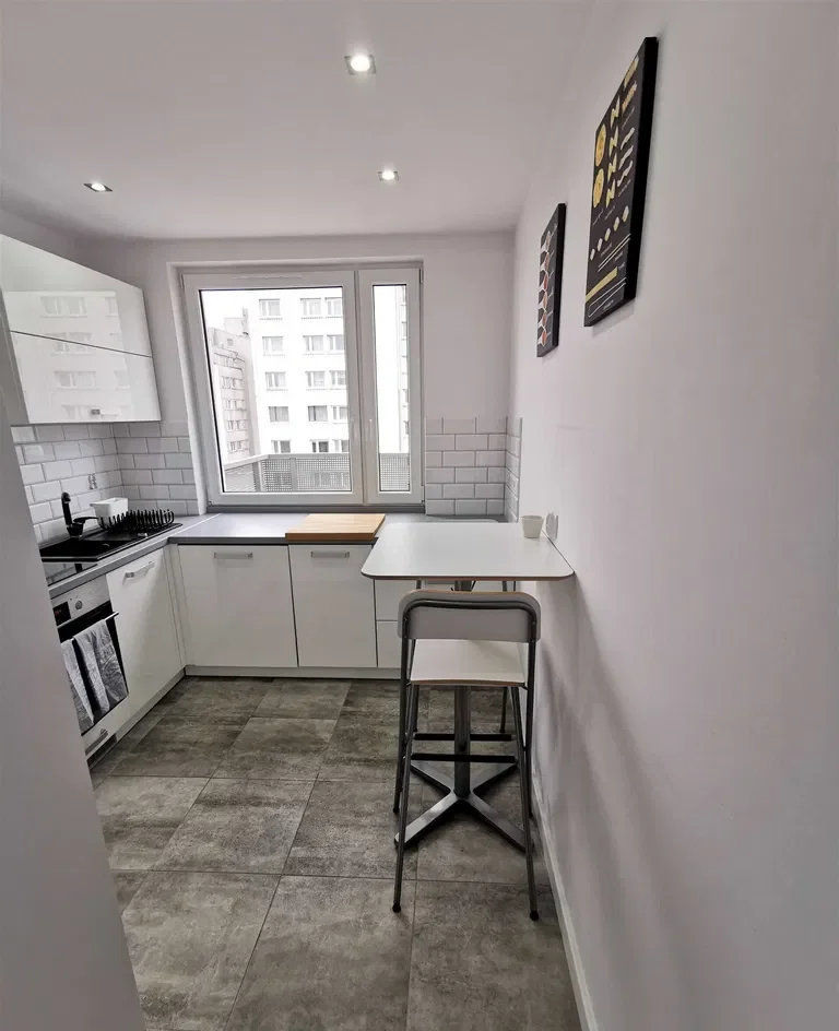 JARACZA, 40 m2, 2 pokoje + osobna kuchnia, balkon, parking, od 01/07 - zdjęcie 6