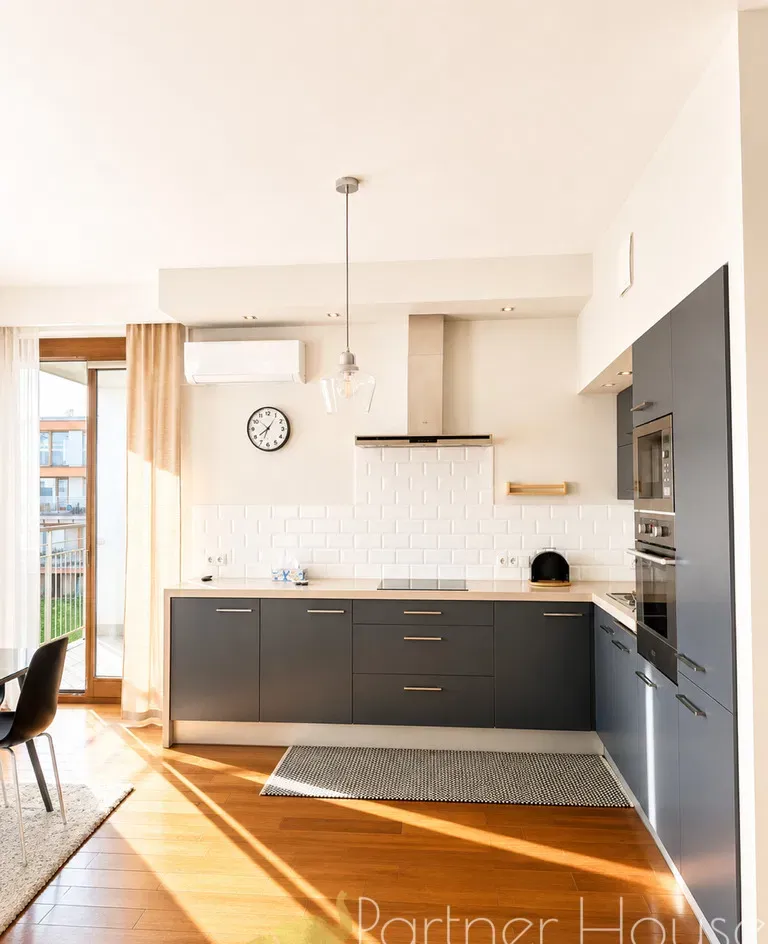 Mieszkanie komfortowe klimatyzowane z garażem 78m²