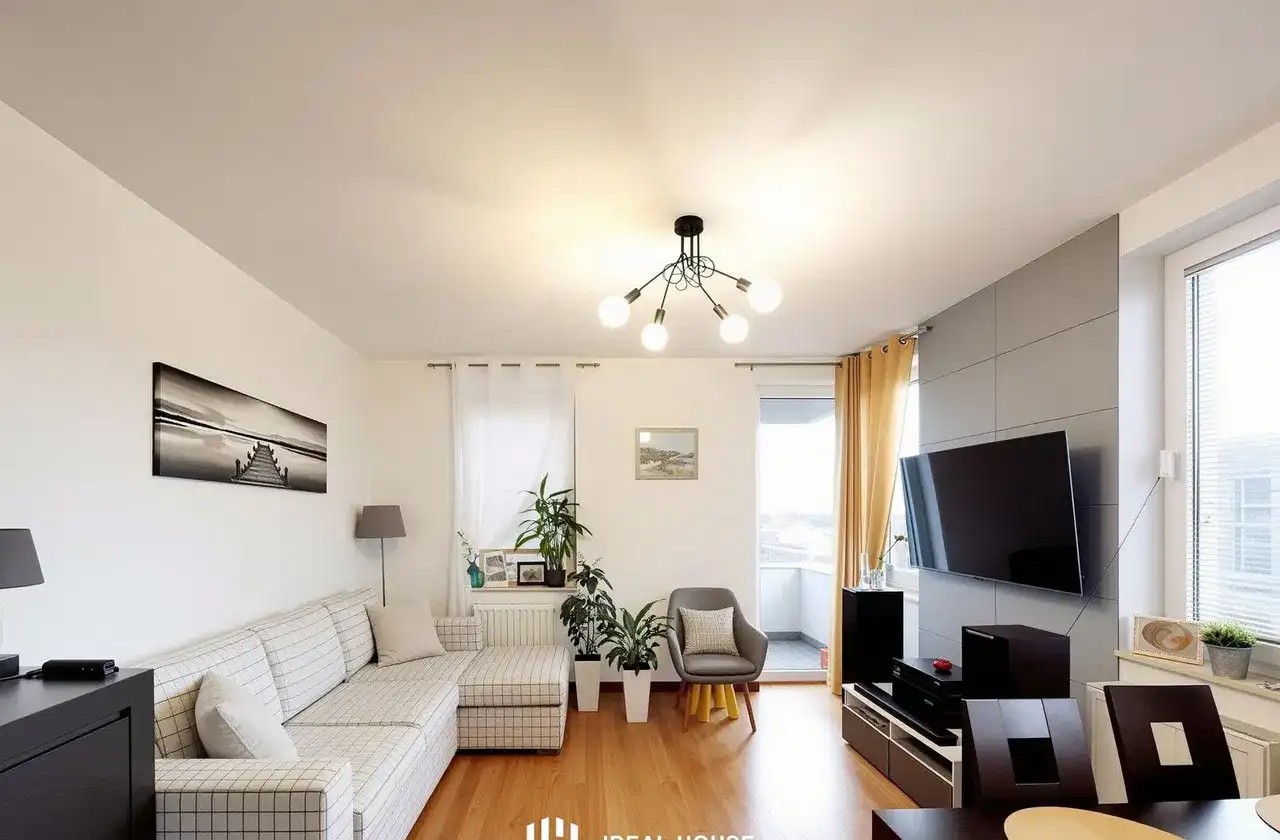 Przestronny i przytulny apartament w super lokalizacji. Tramwaj