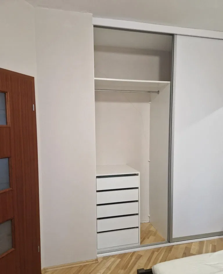 Metro Wilanowska (90m!) | 52m² | Oddzielna Kuchnia | Garderoba - zdjęcie 7
