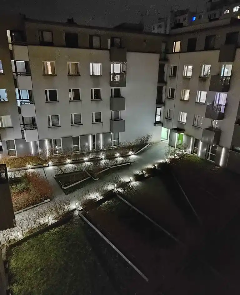 Wynajmę duży  pokój jednoosobowy z balkonem , Stefana Jaracza. - zdjęcie 7