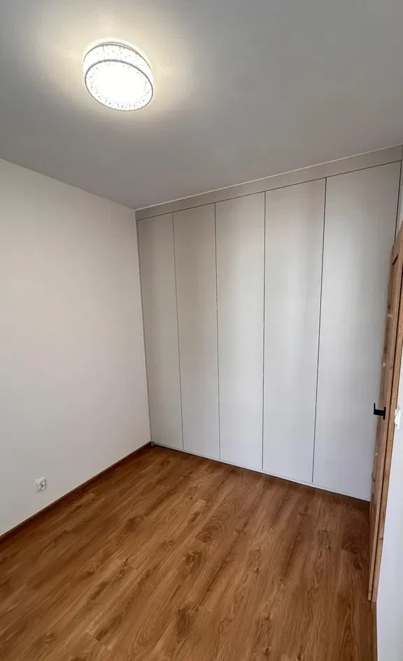 Mieszkanie na wynajem z dużym balkonem - zdjęcie 5
