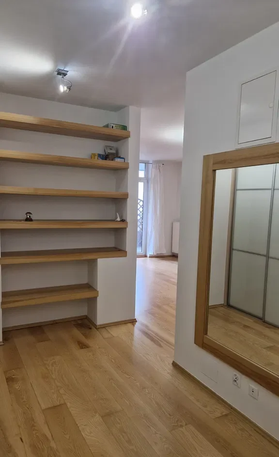 3 pokojowe mieszkanie 78m2 na Woli bardzo blisko centrum - zdjęcie 3