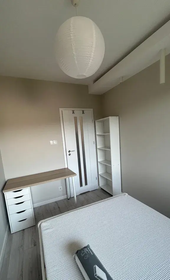 Kraków Dębniki: ciche i słoneczne mieszkanie 2 pokoje z balkonem i miejscem w garażu - zdjęcie 9