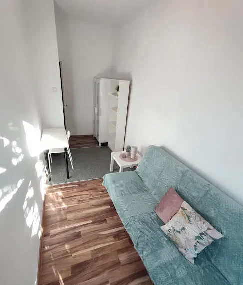 pokój z balkonem w centrum Katowic - zdjęcie 3