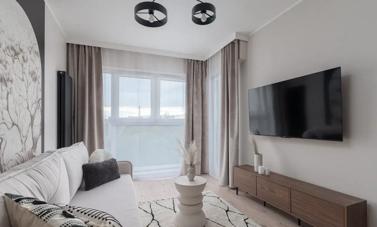Świeżo wykończony 2-pokojowy apartament | loggia | miejsce parkingowe - zdjęcie 2