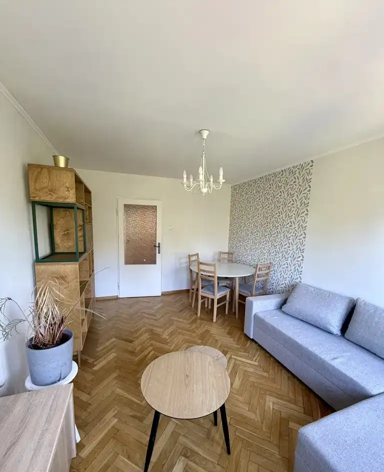 Mieszkanie z 3. niezależnymi pokojami przy Placu na Rozdrożu - zdjęcie 4