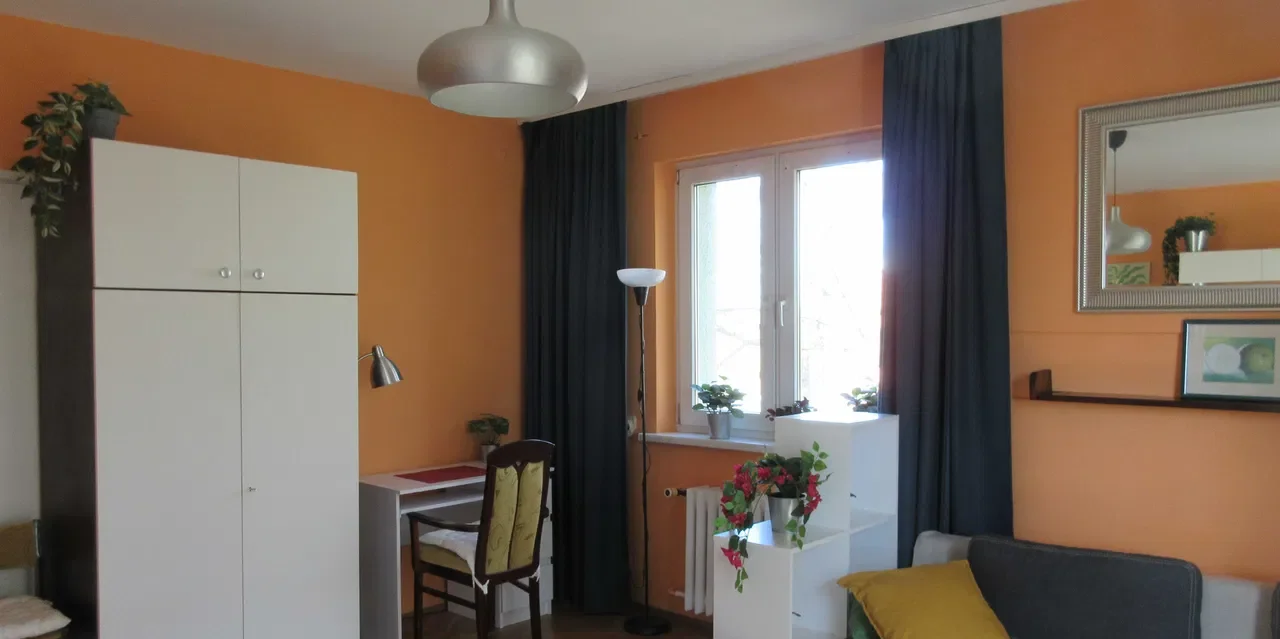 Przestronny pokój z balkonem obok AWF - zdjęcie 5