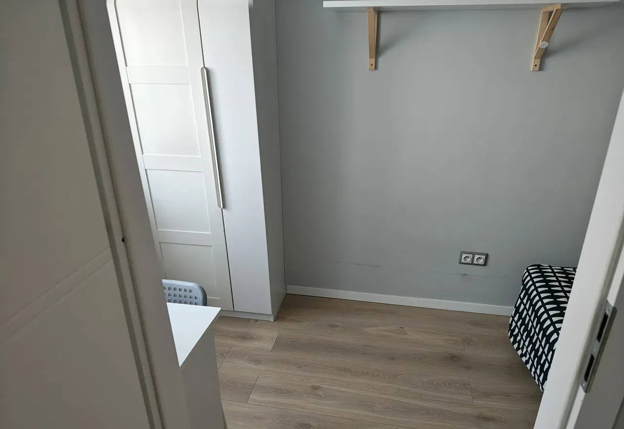 2-pokojowe mieszkanie z balkonem w centrum Zielonej Góry - zdjęcie 5
