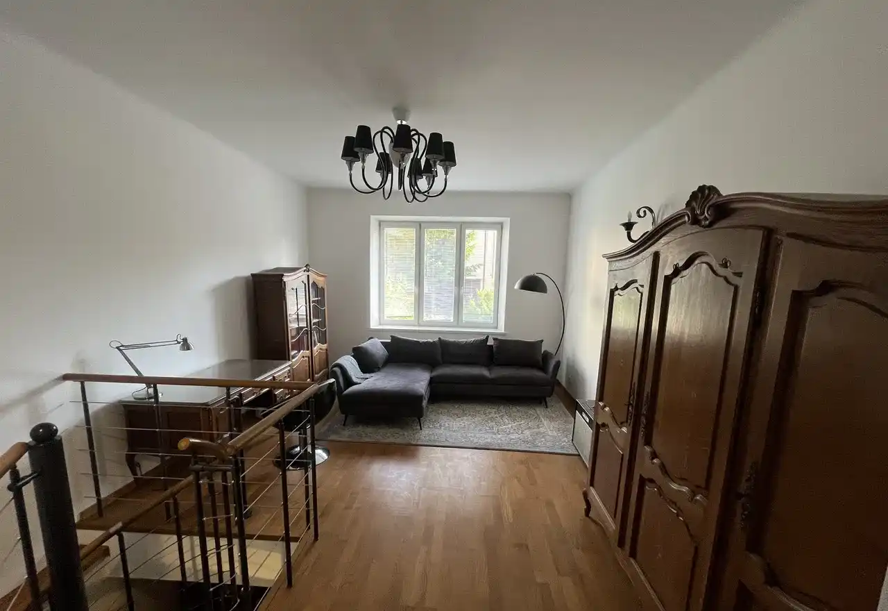 Wysokie mieszkanie na parterze w kamienicy dzielnica Wieniawa Lublin