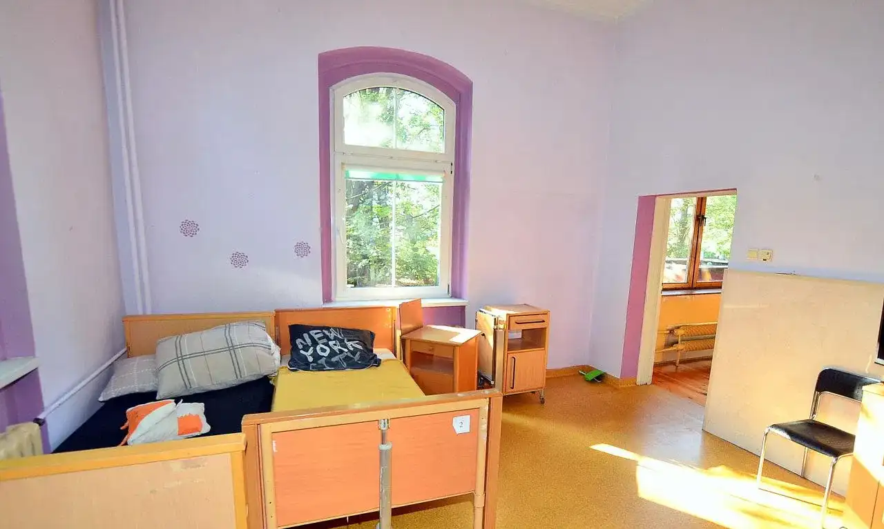 Budynek pod dom opieki, hotel pracowniczy - zdjęcie 10