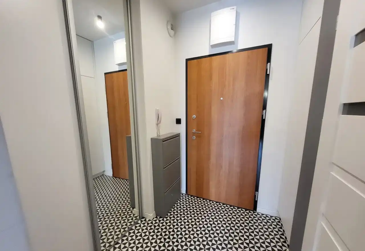 Elegancka kawalerka z garażem przy Jana Kazimierza - Wola - zdjęcie 7