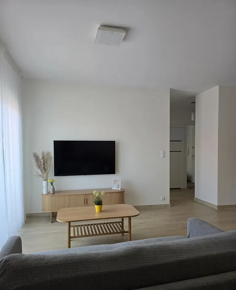 Komfortowe 2-pokojowe mieszkanie z dużym balkonem - Kołobrzeg, centrum