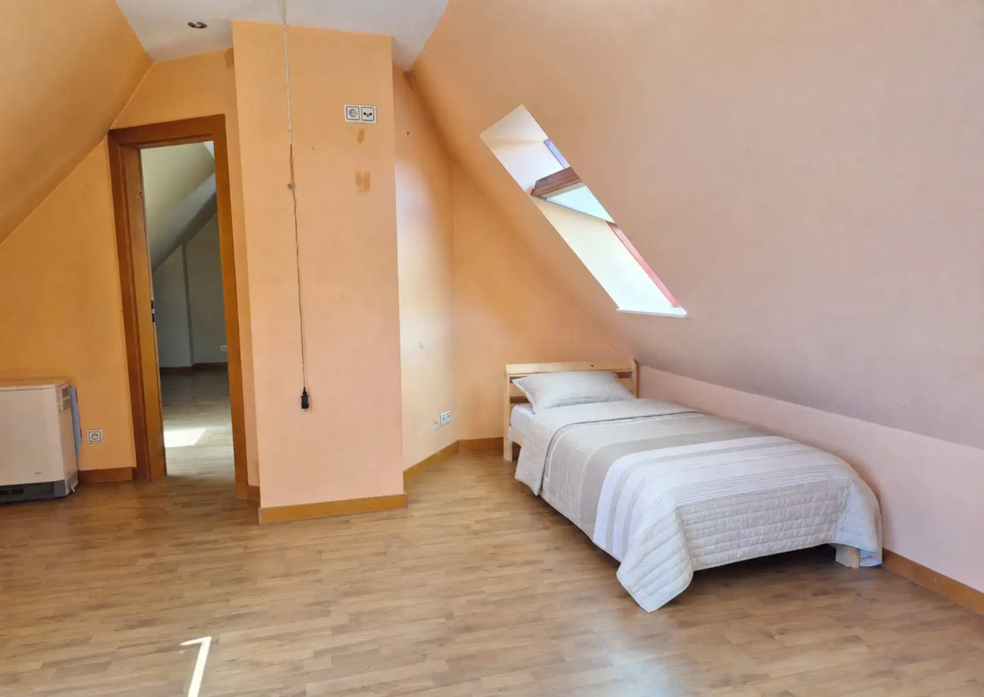 ·  Przestronne 2-poziomowe mieszkanie 111 m² z garażem . - zdjęcie 8