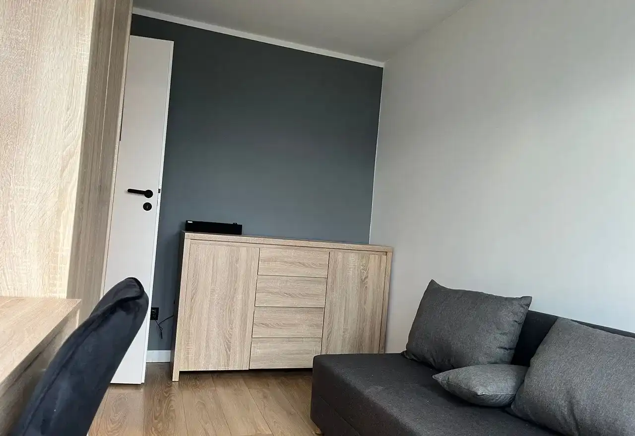 Świeżo wyremontowane mieszkanie przy PUM, dwa oddzielne pokoje. - zdjęcie 3