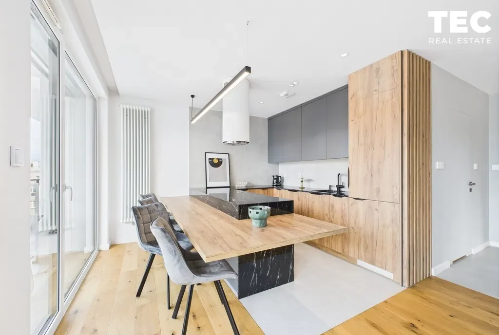 Dom przy Filharmonii | Opolska 10 |  duży balkon - zdjęcie 5