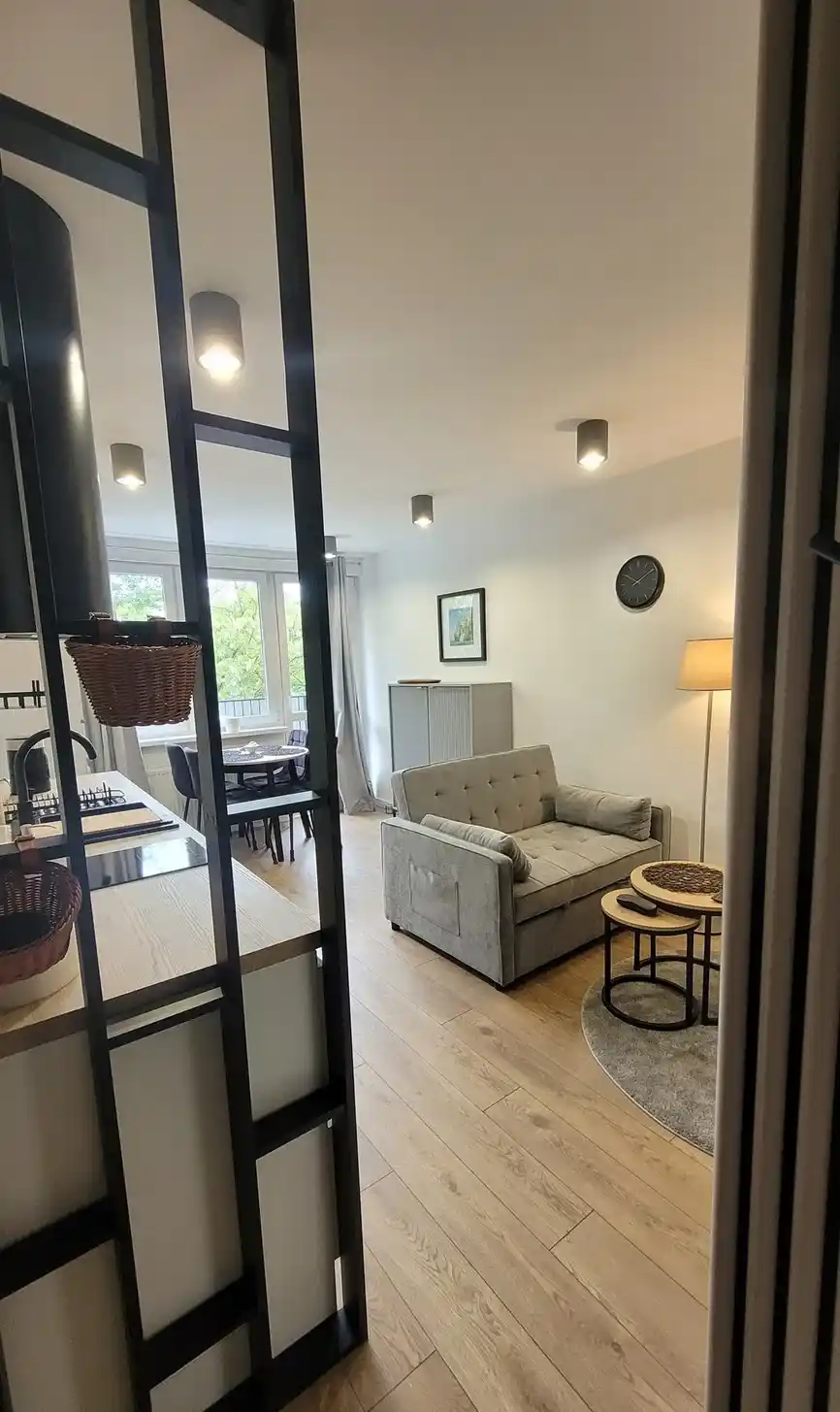 Kawalerka - Oddzielna sypialnia - Balkon - Winda - Metro Słodowiec - zdjęcie 9
