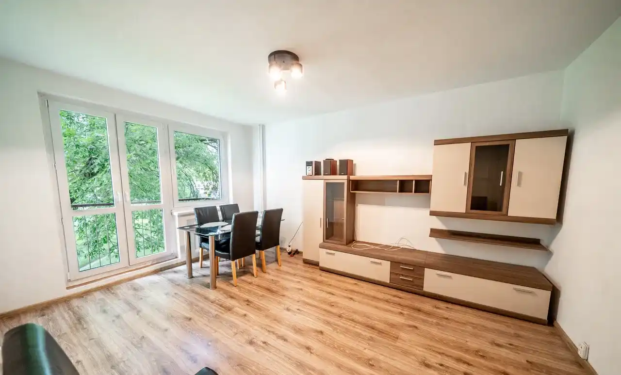 Mieszkanie na wynajem, 54 m, 3 pokoje, balkon, PIAŚNIKI