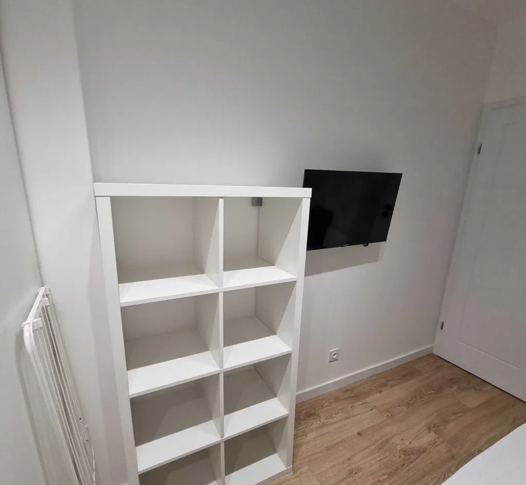 Nowy pokój  z balkonem od już przy Al. Sikorskiego 7  Mokotów blisko  SGGW VISTULA - zdjęcie 2