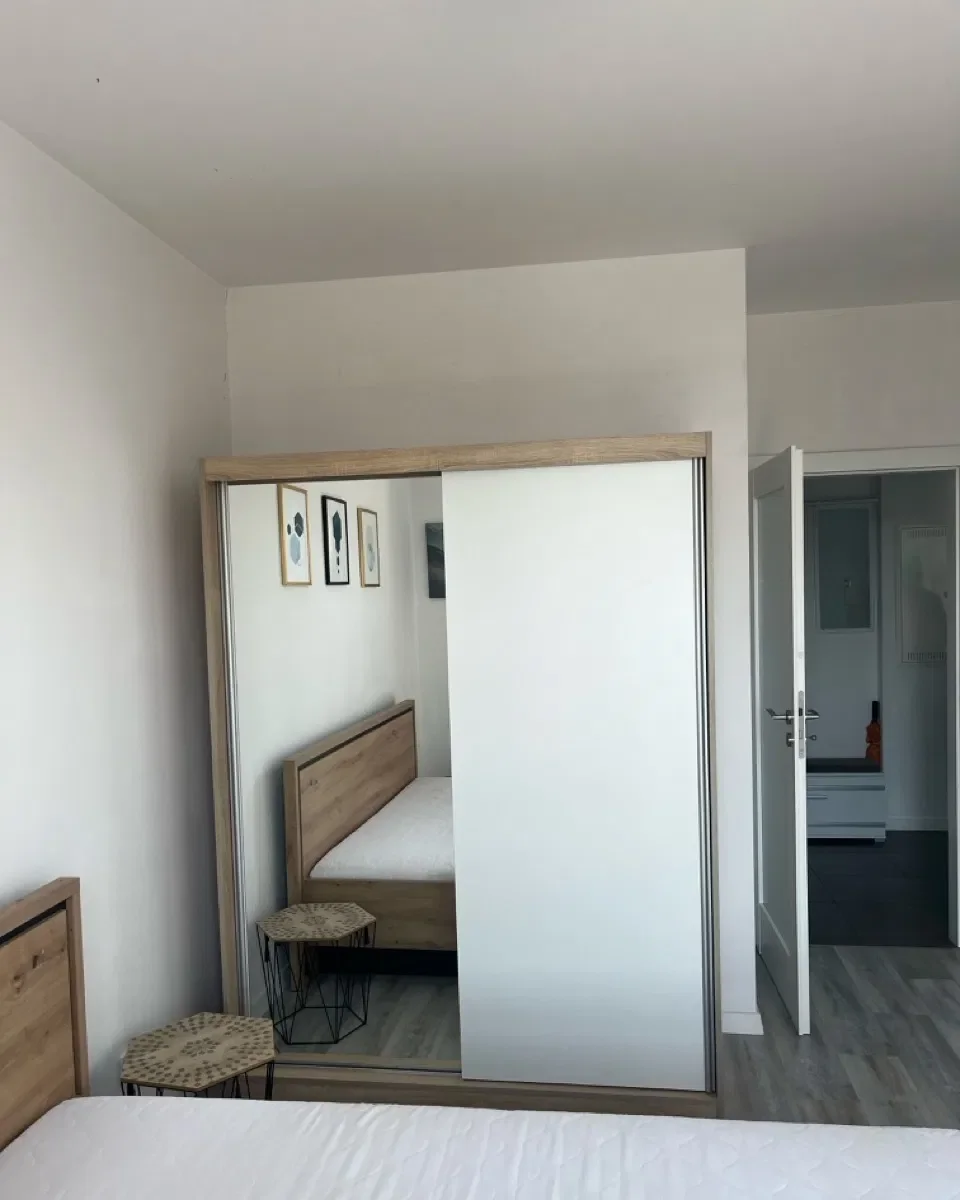 Umeblowane 2-pokojowe mieszkanie, 5. piętro, balkon, osiedle strzeżone - zdjęcie 9