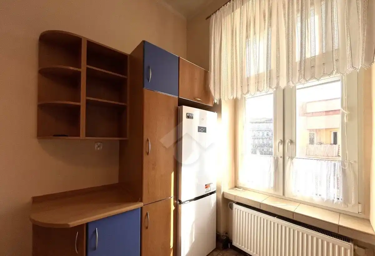 Na wynajem | 2 pokoje | Osobna kuchnia - zdjęcie 9