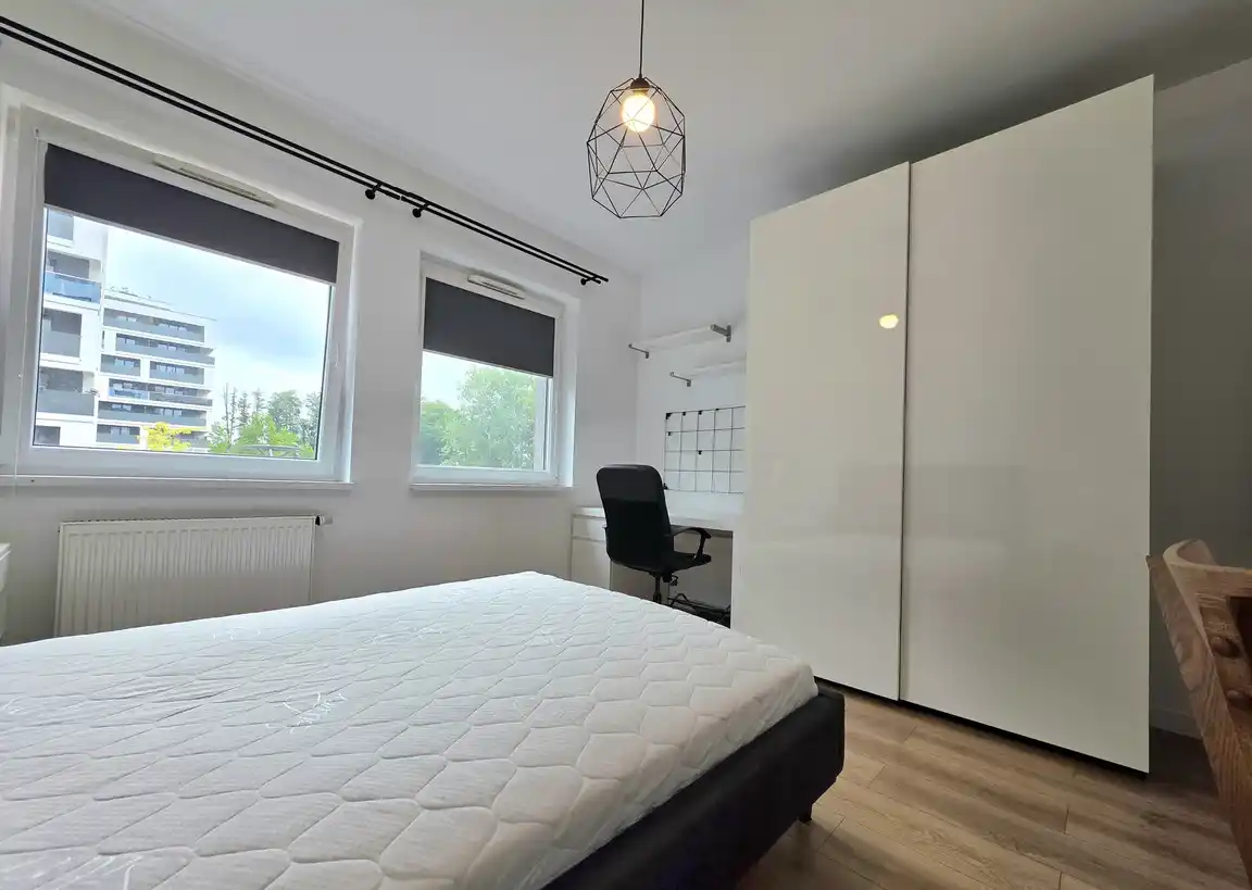 Mieszkanie 3-pokojowe z balkonem w Starym Mieście - zdjęcie 8