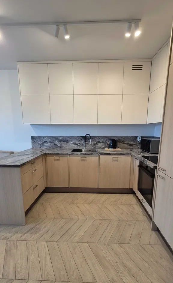 Dobrynów Rzepakowa nowe unikatowe 2 pok z dużą garderobą klimatyzacja nowoczesny projekt balkon komórka lokatorska m.postojowe w garażu - zdjęcie 5