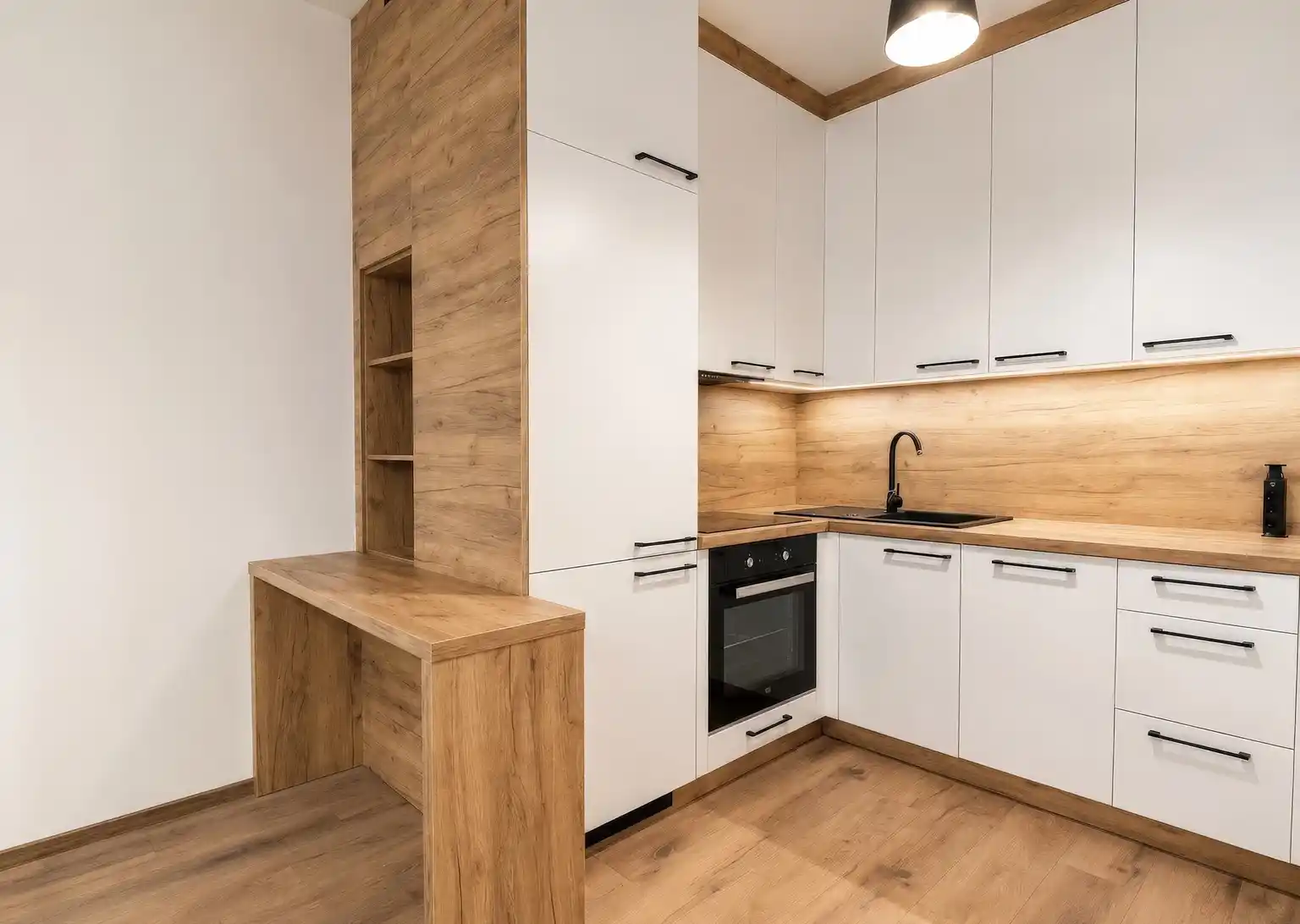 2-pok. ul. Ziemowita | 43m² | Stare Miasto | blisko do Rynku - zdjęcie 2