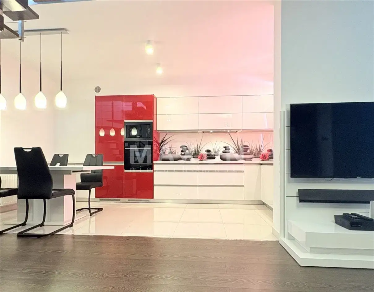 Luksusowy Apartament z Ogrodem w Konstancinie - zdjęcie 2