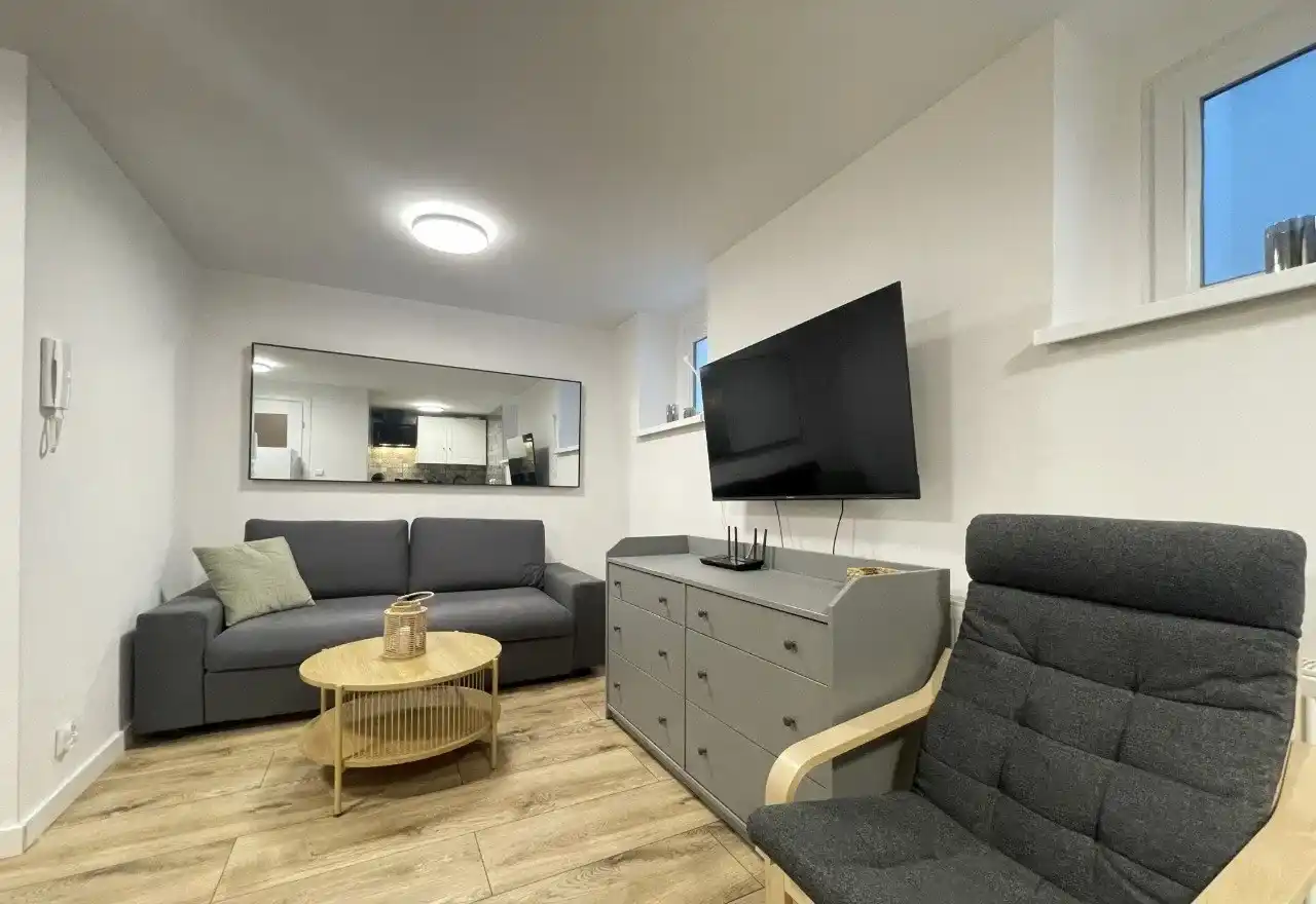 Kawalerka 18,5 m² - umeblowana, funkcjonalna I BEZ PROWIZJI