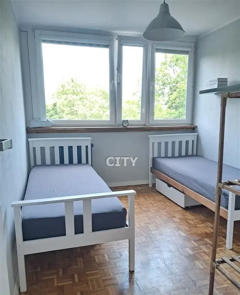 3 pokoje, osobna kuchnia, duży balkon - zdjęcie 7