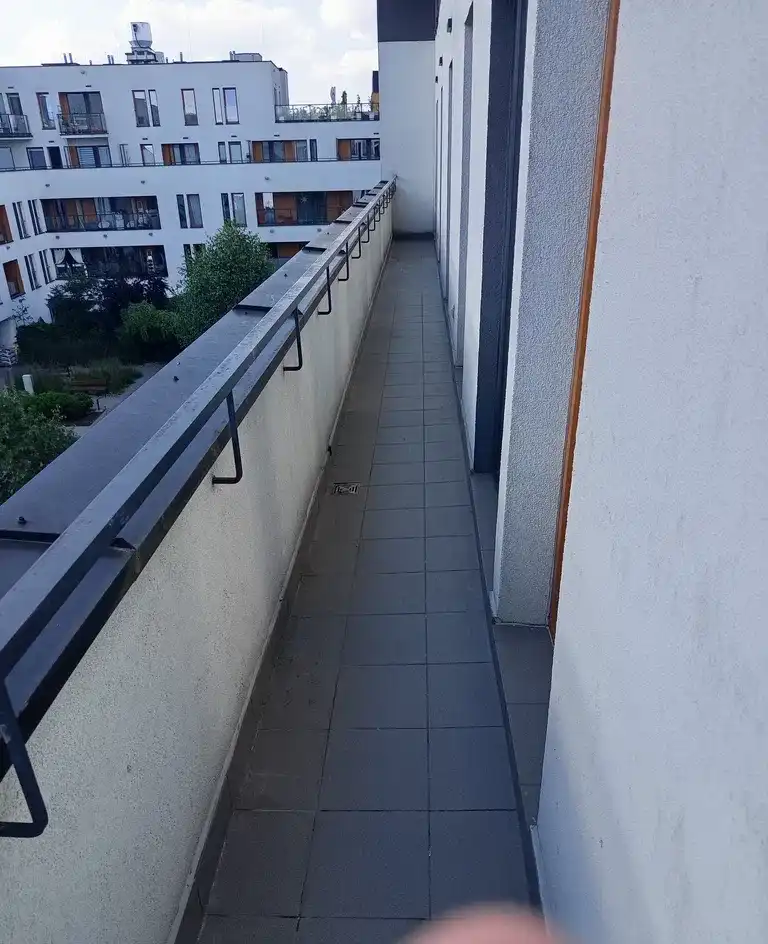 Ładne i przestronne mieszkanie w Miasteczku Wilanów - zdjęcie 9