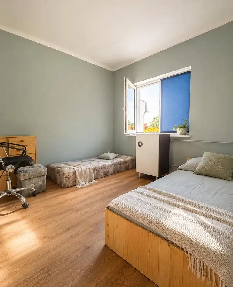 Dom wolnostojący Gumieńce, 9 pokoi, 220 m2, 13500 zł - zdjęcie 6