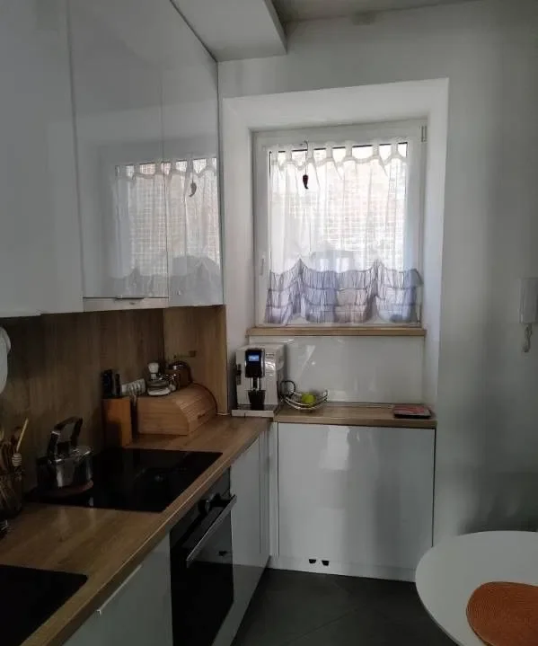 Przytulna i jasna kawalerka 35 m² na wynajem - zdjęcie 4