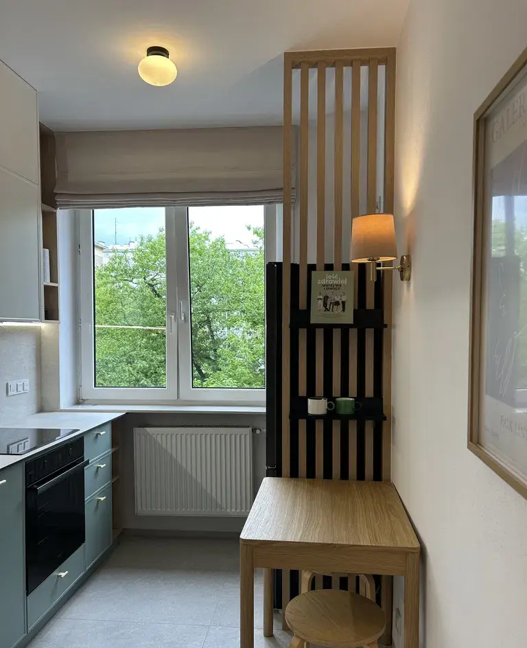 KAWALERKA DO WYNAJĘCIA – CENTRUM, PLAC ZBAWICIELA / STUDIO TO RENT - zdjęcie 5