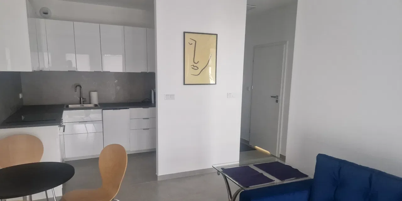 Nowe 2 pokoje 37 m², balkon, klima, parking – pierwszy najem. - zdjęcie 2