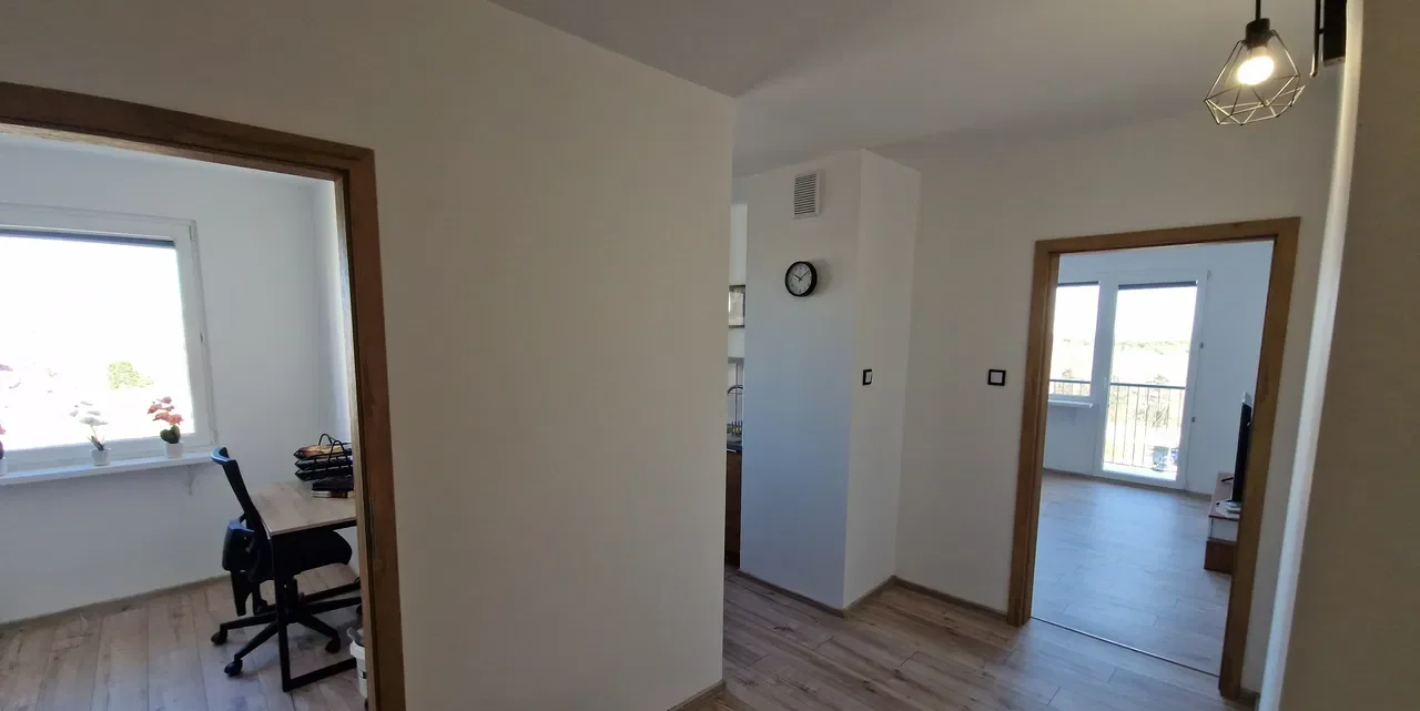 Wynajmę przestronne i ładne mieszkanie 50mkw - 7 piętro, wieżowiec. - zdjęcie 2